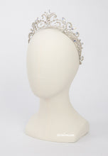 Load image into Gallery viewer, SILVER CROWN WITH CLEAR STONES