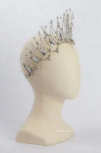 Load image into Gallery viewer, SNOW QUEEN CROWN