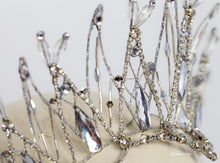 Load image into Gallery viewer, SNOW QUEEN CROWN