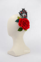 Load image into Gallery viewer, BLACK SPANISH HEADPIECE WITH RED STONES
